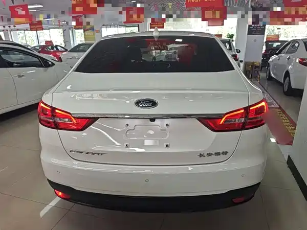 Ford Escort 2019