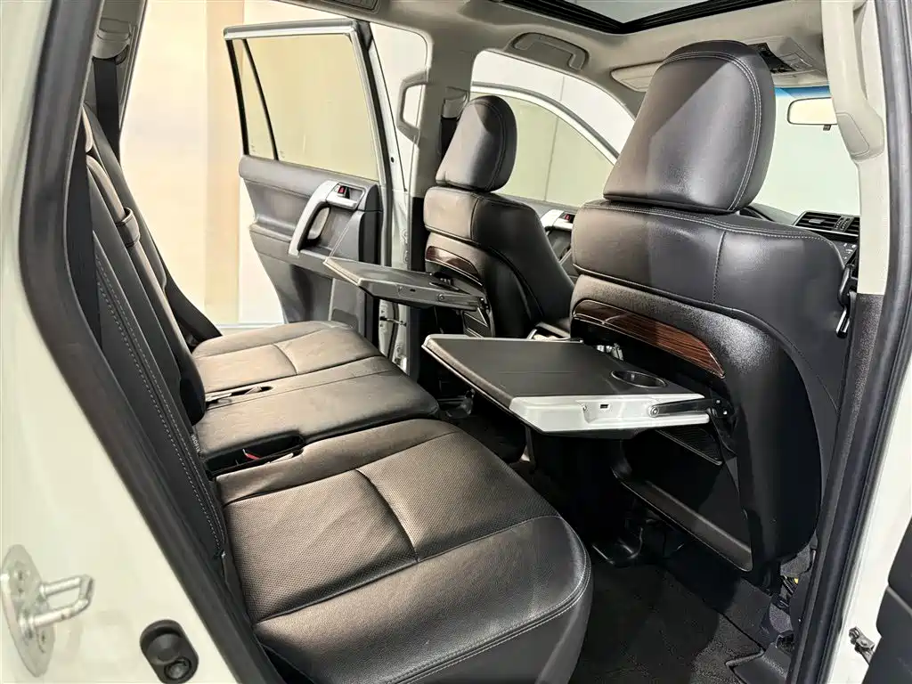 Toyota Prado 2019 — фото 8