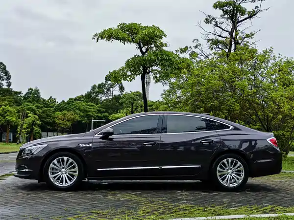 Buick LaCrosse 2018