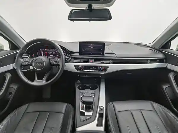 Audi A4L 2018