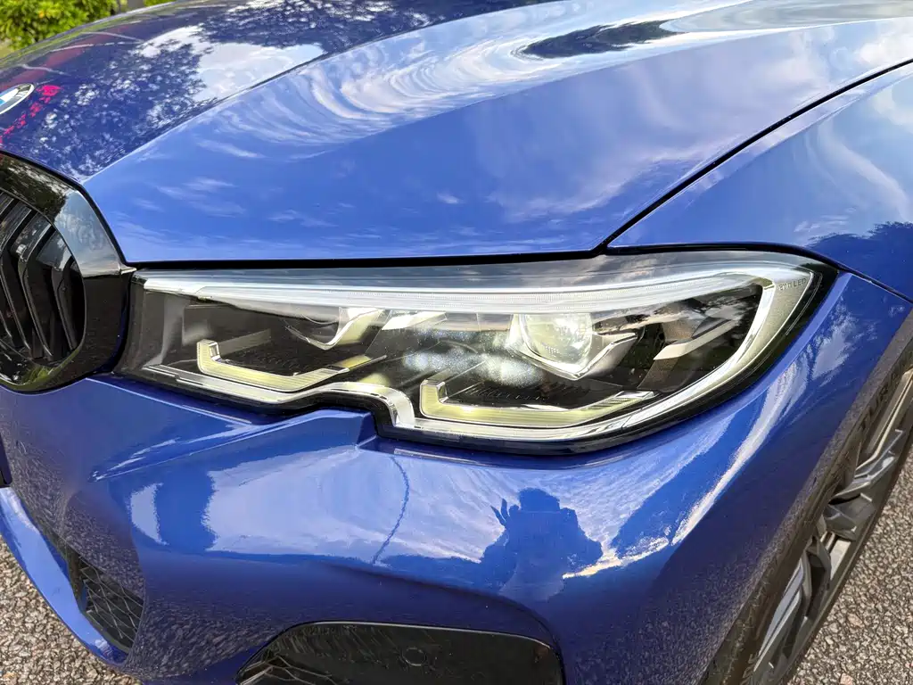 BMW 3 Series 2021