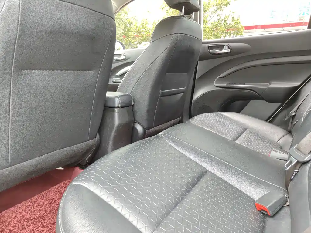 Kia KX1 2019 — фото 13