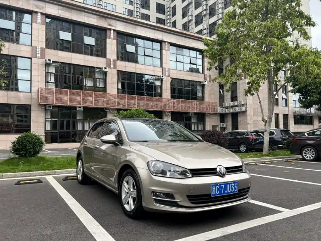 Volkswagen Golf 2014