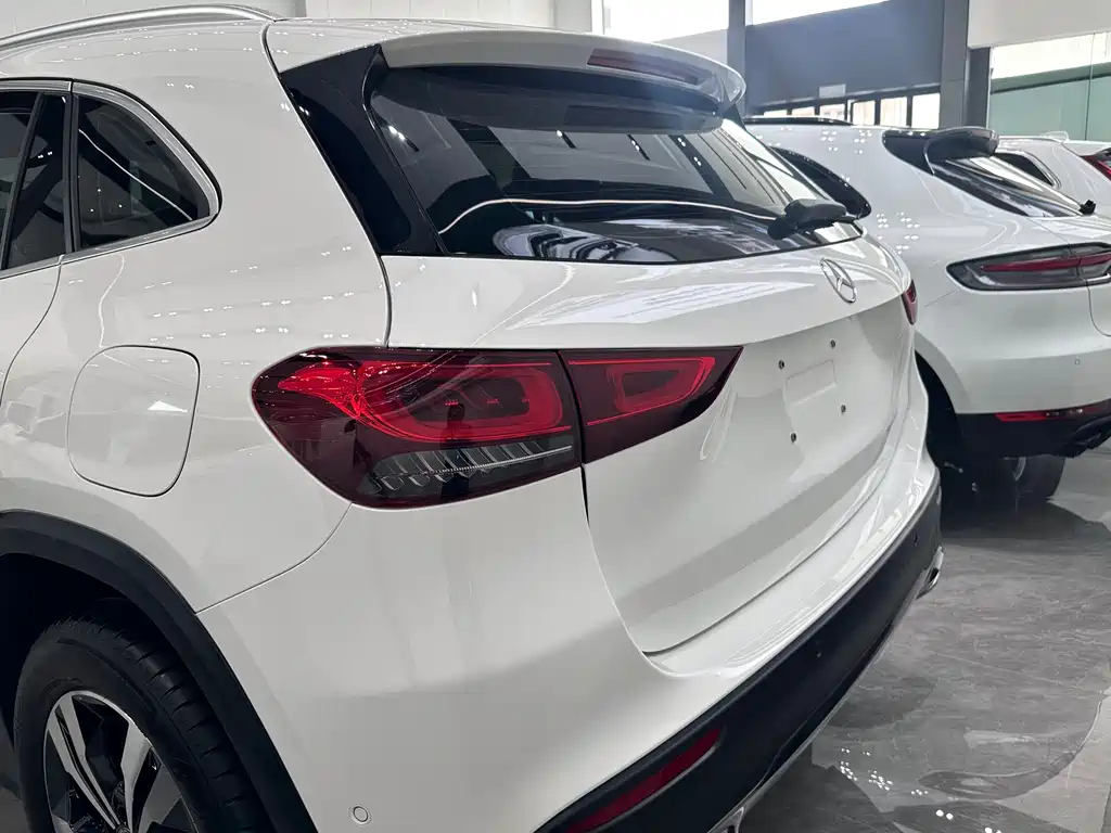 Mercedes-Benz GLA 2020 — фото 10