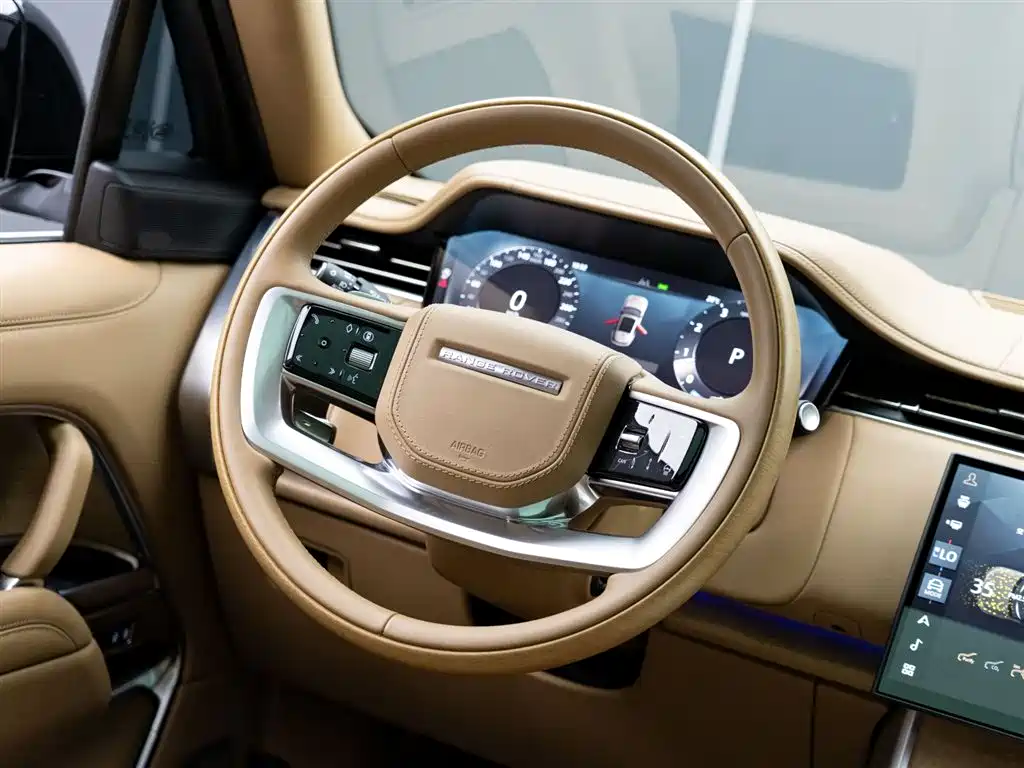 Land Rover Range Rover 2025 — фото 18