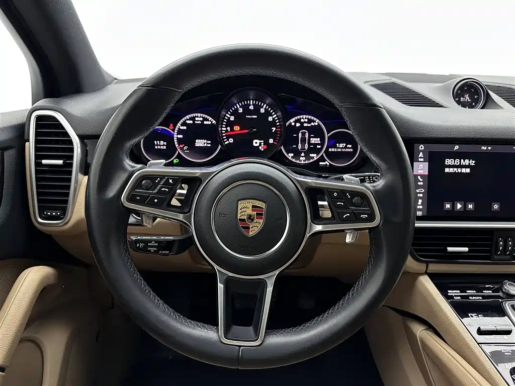 Porsche Cayenne 2020 — фото 9