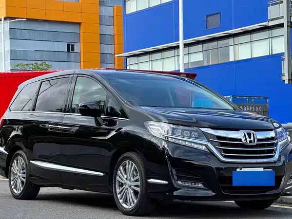 Honda Elysion 2017