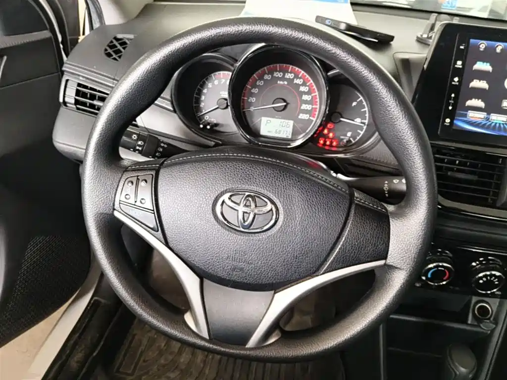 Toyota Vios 2023 — фото 11
