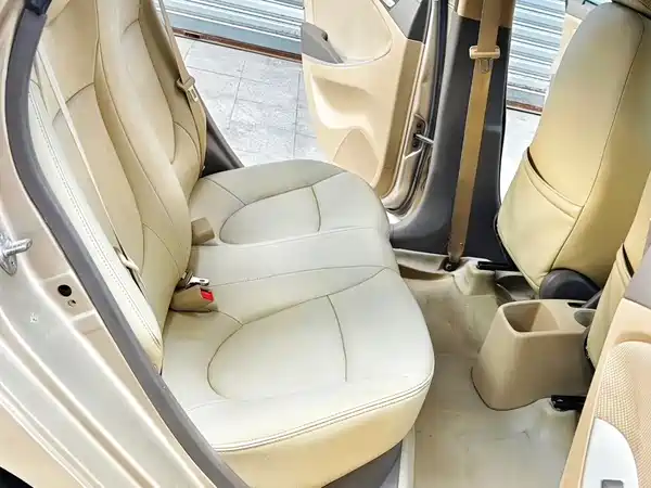 Hyundai Accent 2012