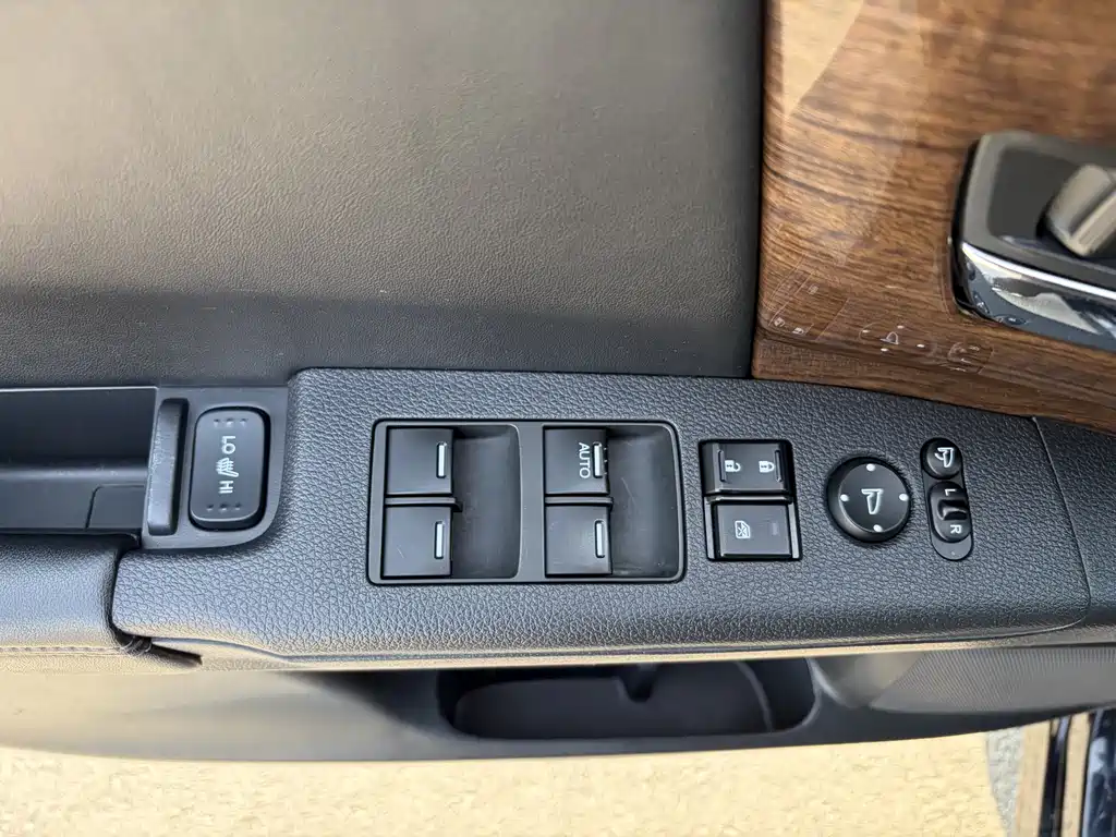 Honda Odyssey 2017 — фото 16