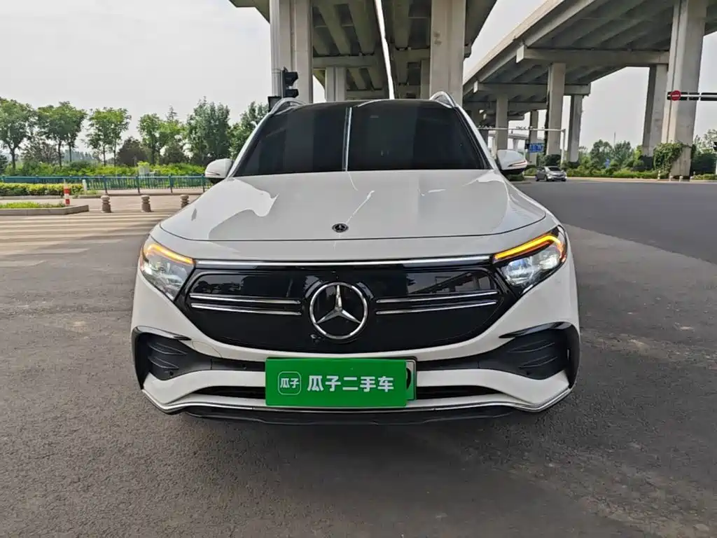 Mercedes-Benz EQB 2022