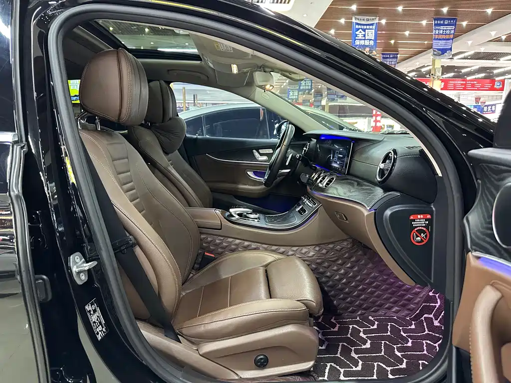 Mercedes-Benz E-Class 2018 — фото 13