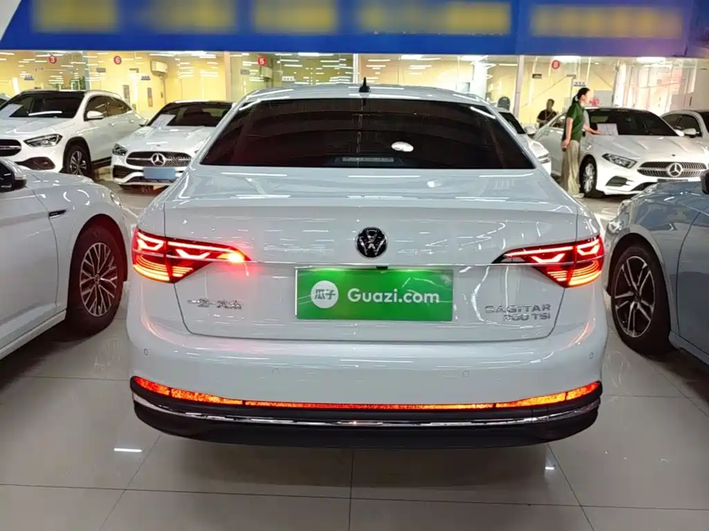 Volkswagen Sagitar 2024