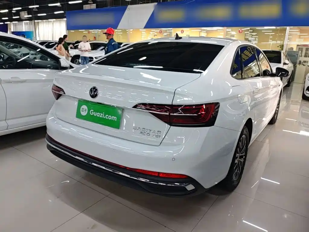 Volkswagen Sagitar 2024