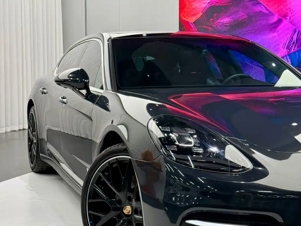 Porsche Panamera 2020 — фото 10