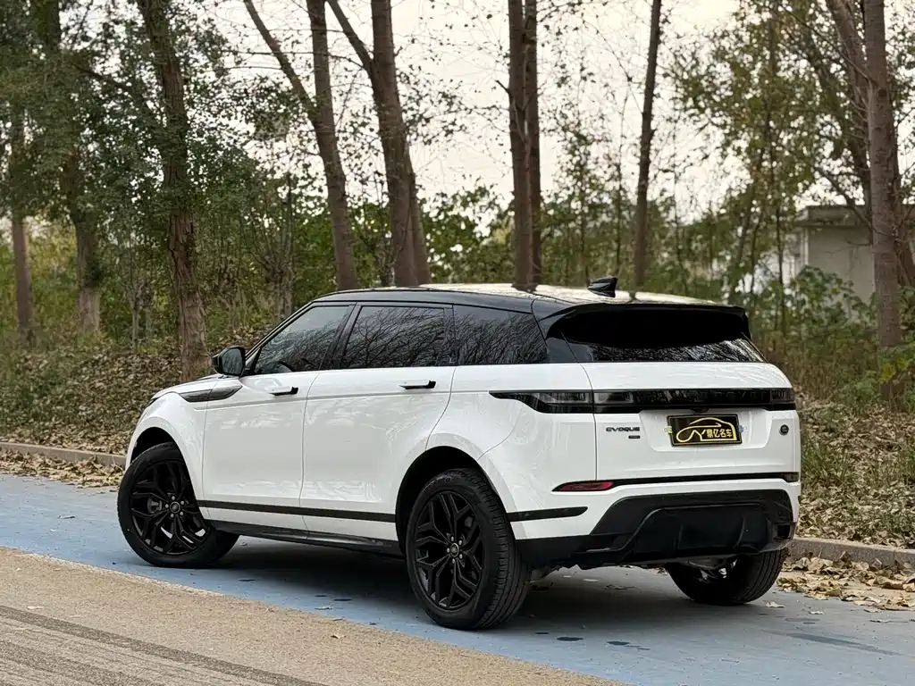 Land Rover Evoque 2022 — фото 6