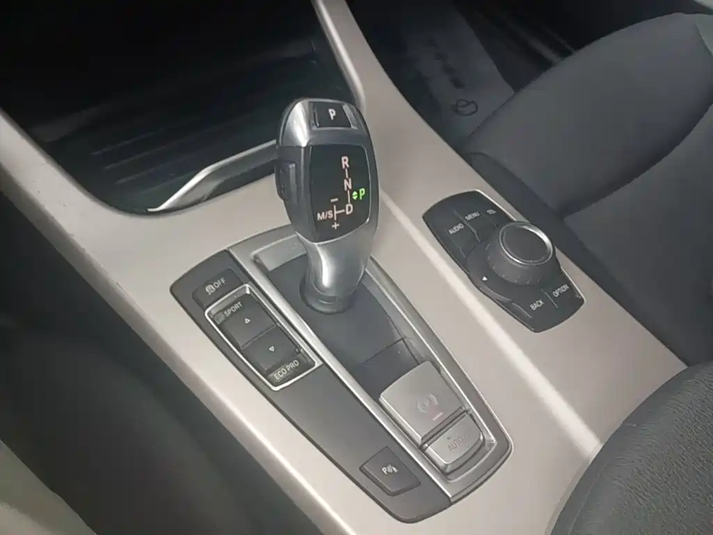 BMW X3 2018 — фото 14