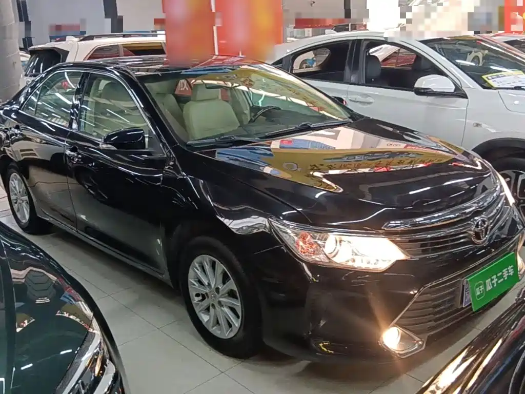 Toyota Camry 2016 — фото 22