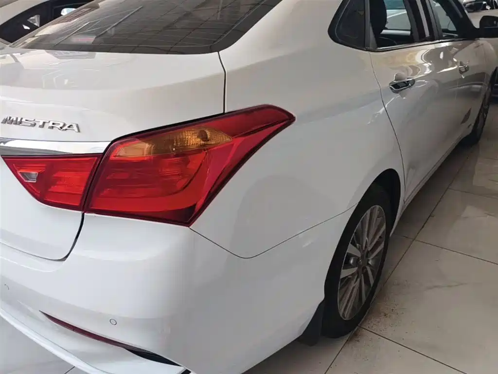 Hyundai Mistra 2018 — фото 8