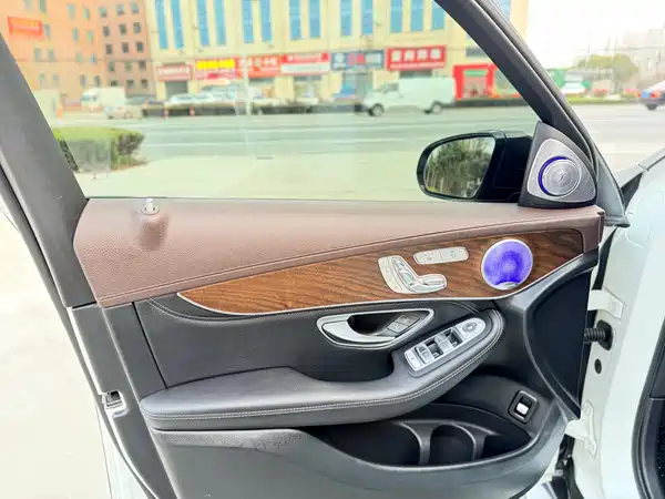 Mercedes-Benz GLC 2020