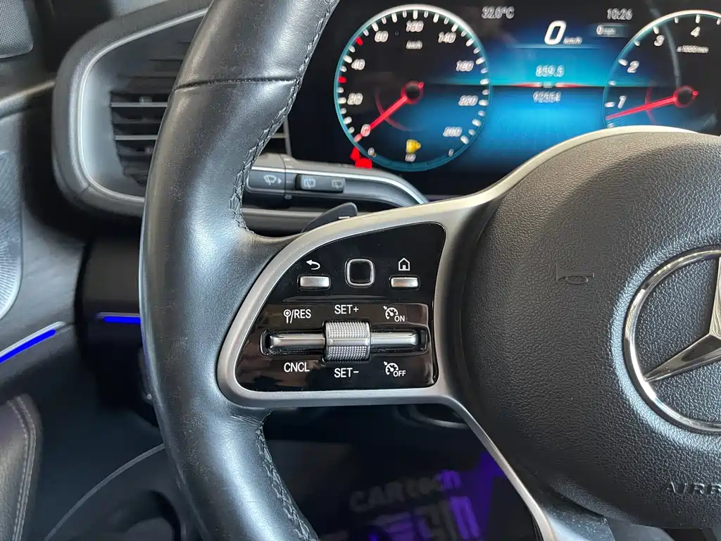 Mercedes-Benz GLS 2021 — фото 13