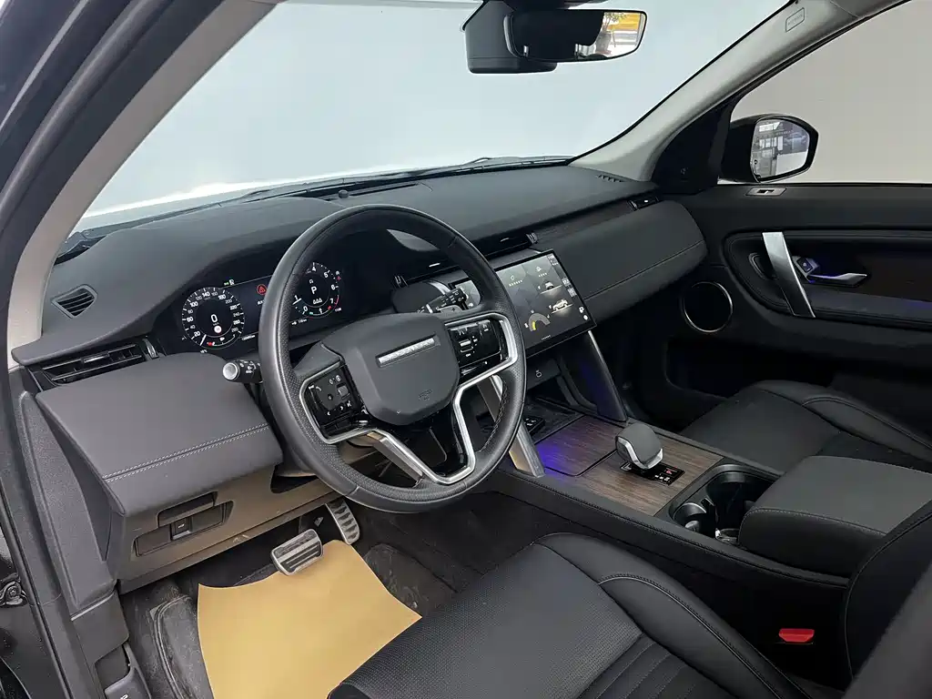 Land Rover Discovery Sport 2024 — фото 11