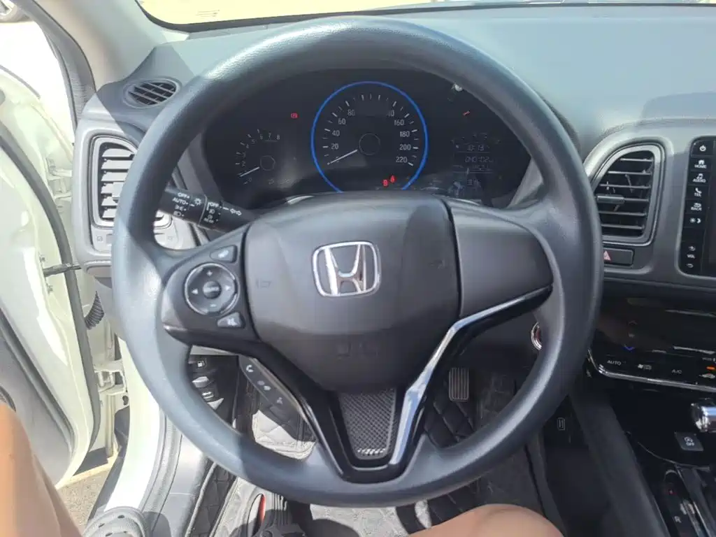 Honda Vezel 2021 — фото 11
