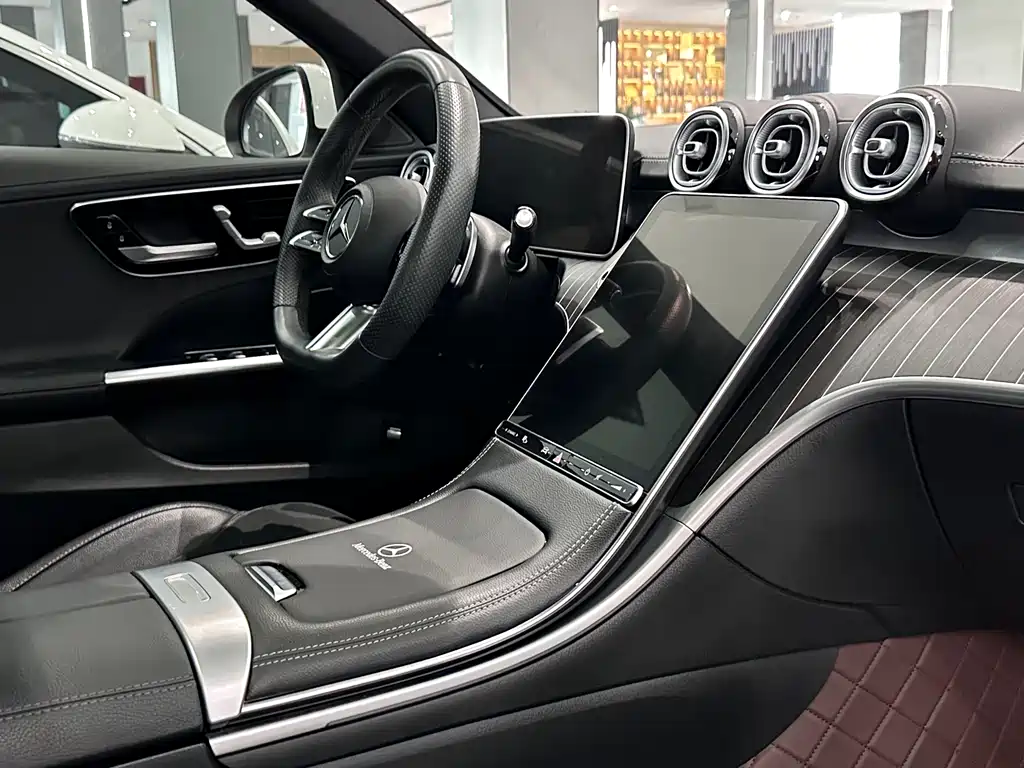 Mercedes-Benz C-Class 2023