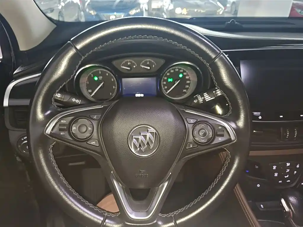Buick Envision Plus 2022 — фото 11