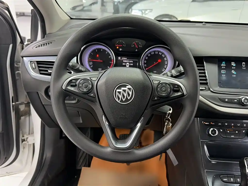 Buick Verano 2016 — фото 6