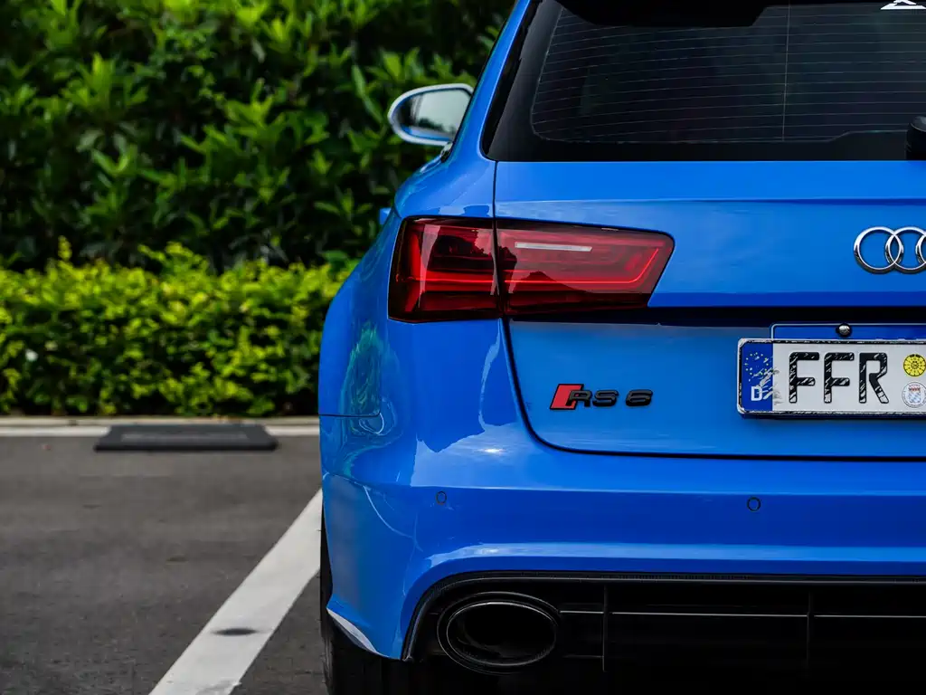 Audi RS 6 2019 — фото 47