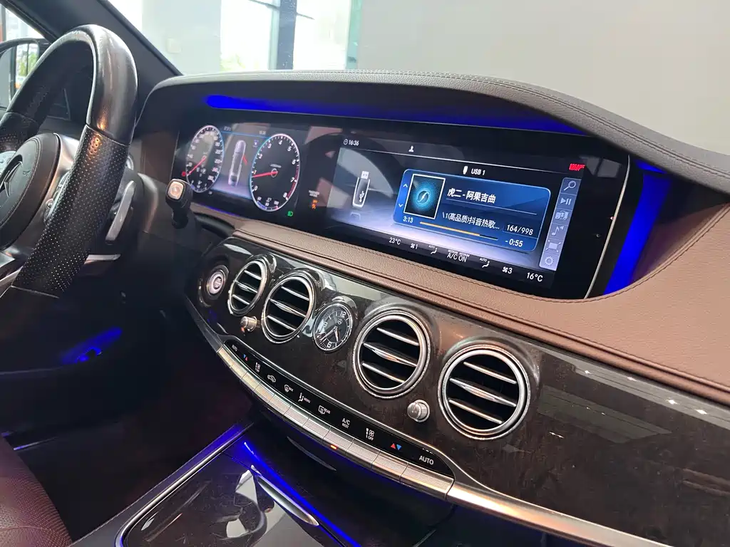Mercedes-Benz S-Class 2018 — фото 24