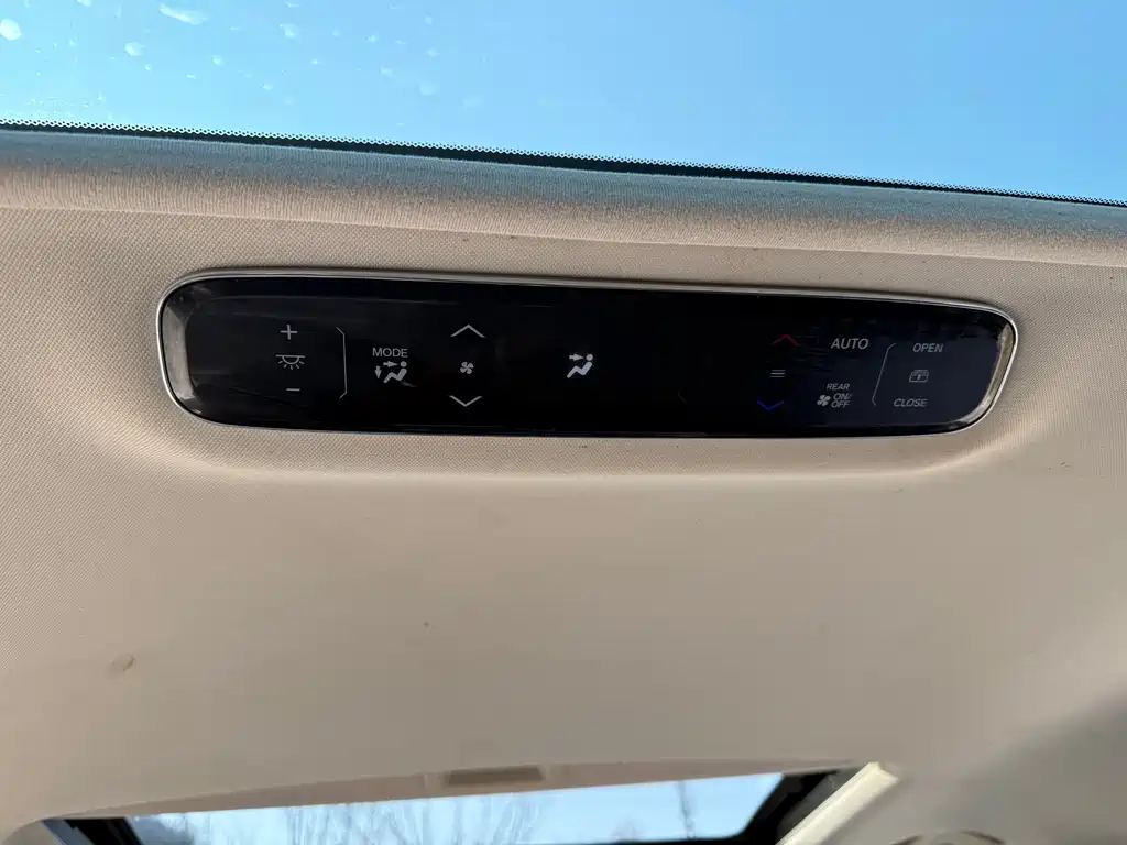 Honda Elysion 2018 — фото 12