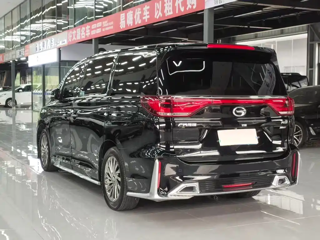 GAC Motor Trumpchi M8 2022 — фото 7