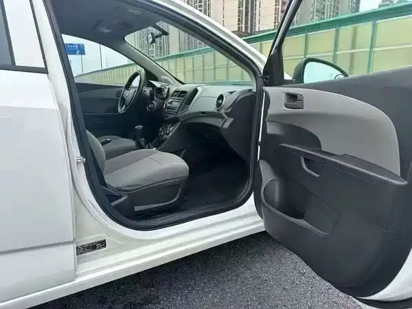 Chevrolet Aveo 2013