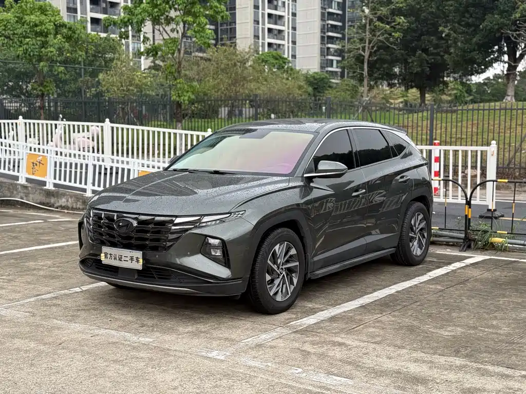 Hyundai Tucson 2022 — фото 1