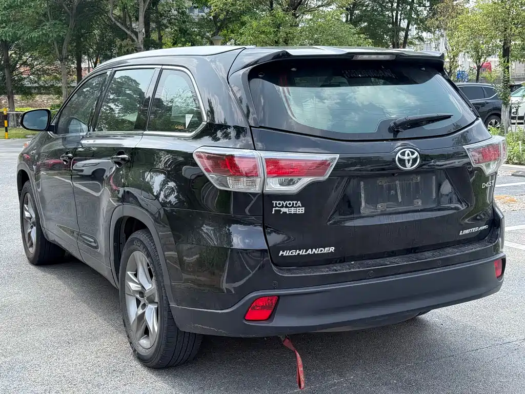 Toyota Highlander 2016 — фото 14