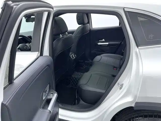 Mercedes-Benz GLA 2021 — фото 13