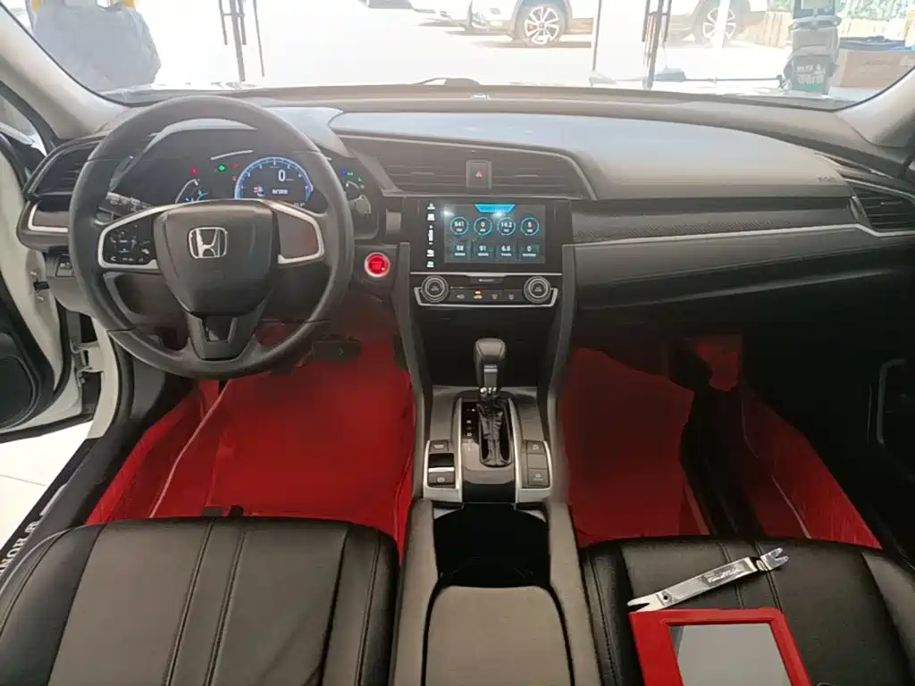 Honda Civic 2021 — фото 10
