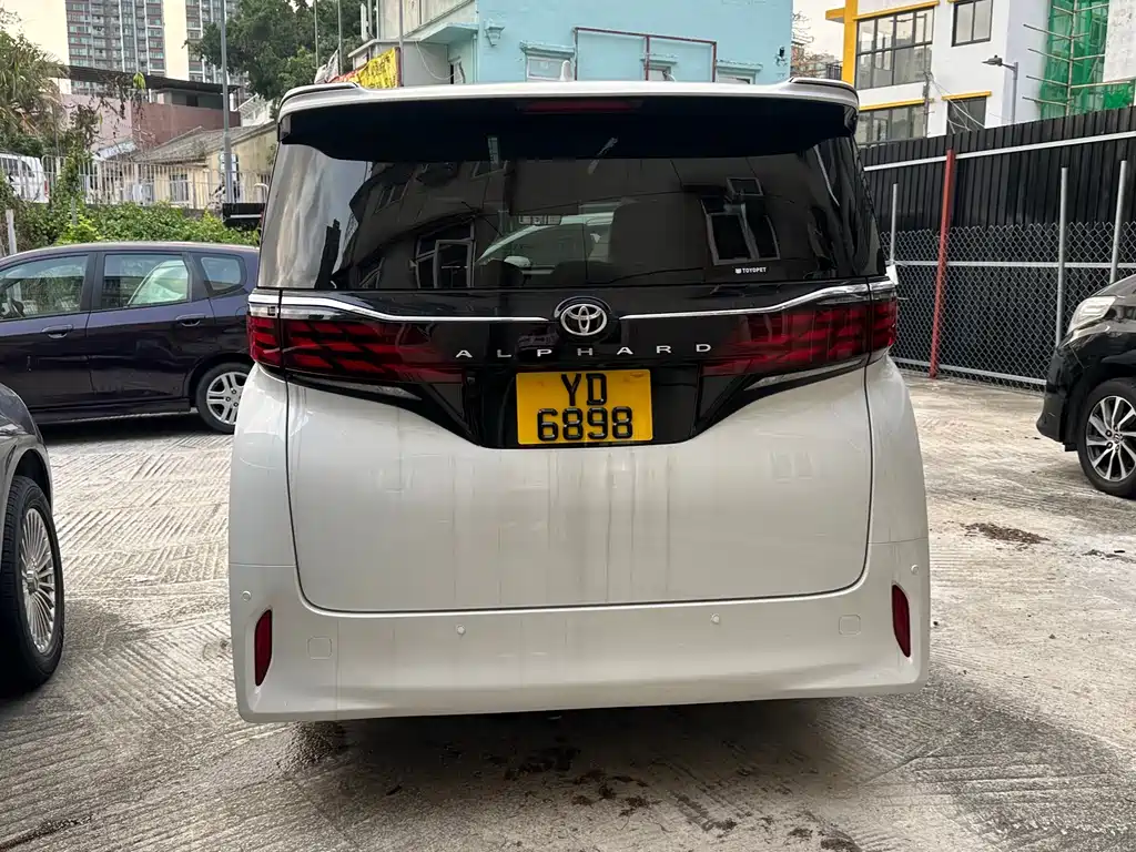 Toyota Alphard 2026 — фото 10