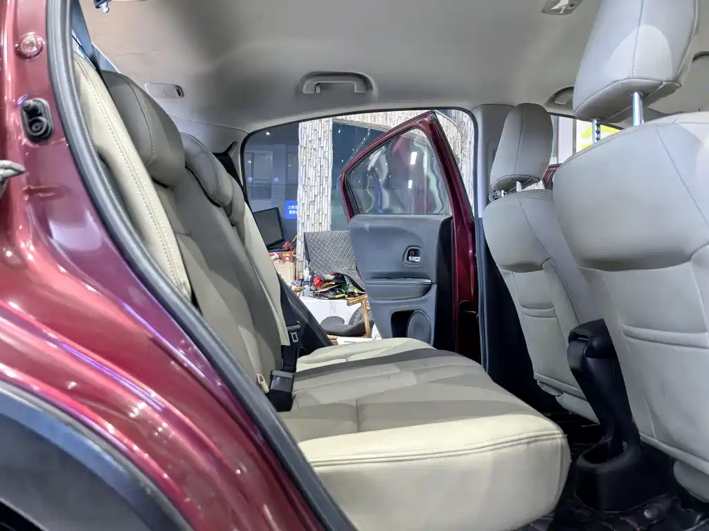 Honda Vezel 2015 — фото 11