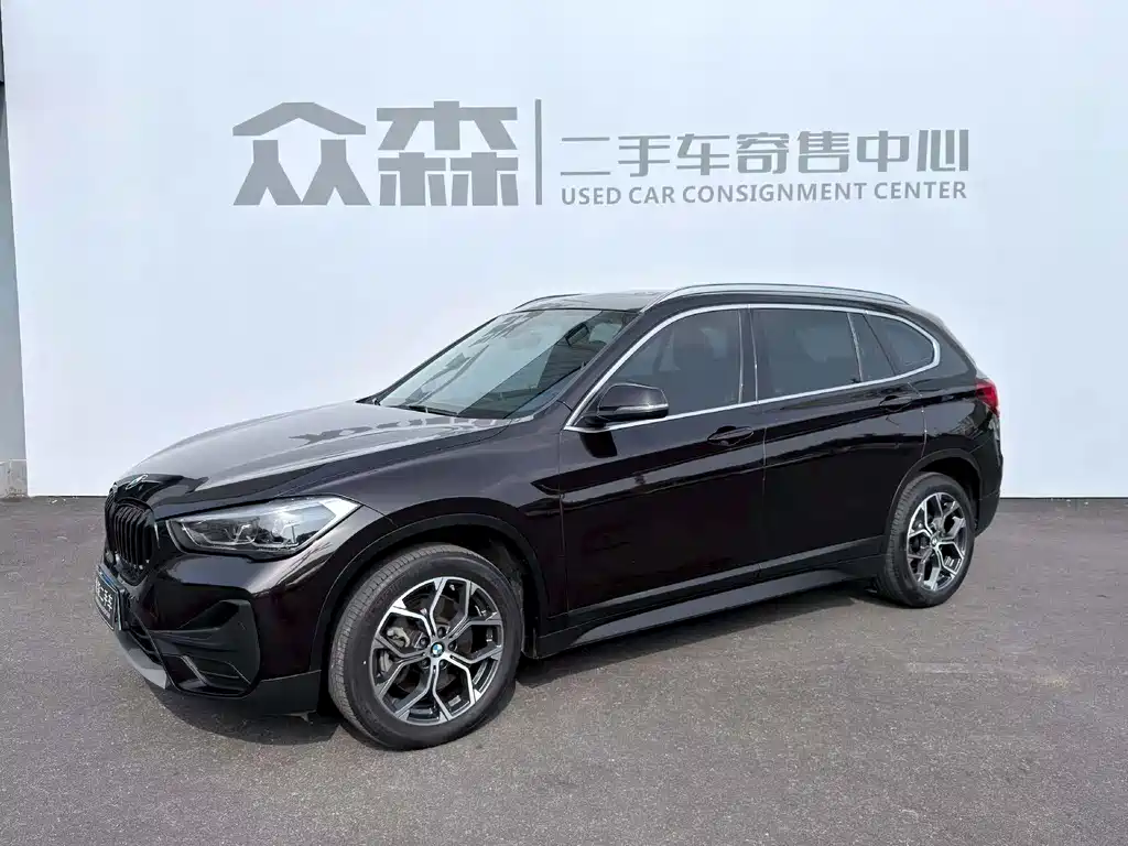 BMW X1 2021 — фото 1