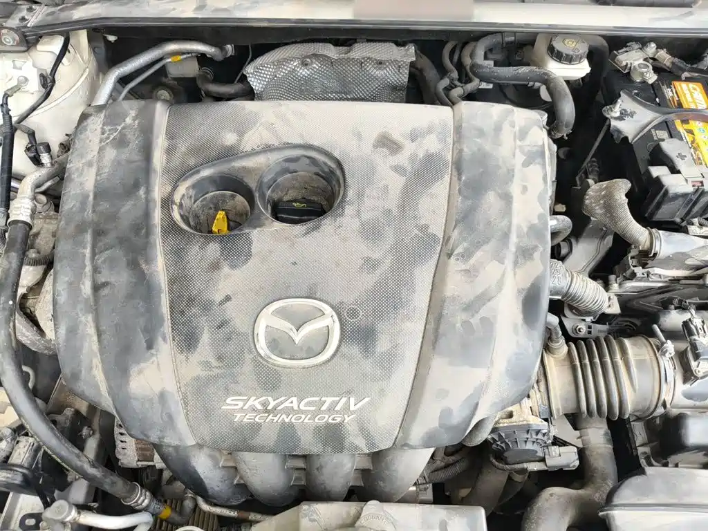 Mazda CX-4 2017 — фото 17