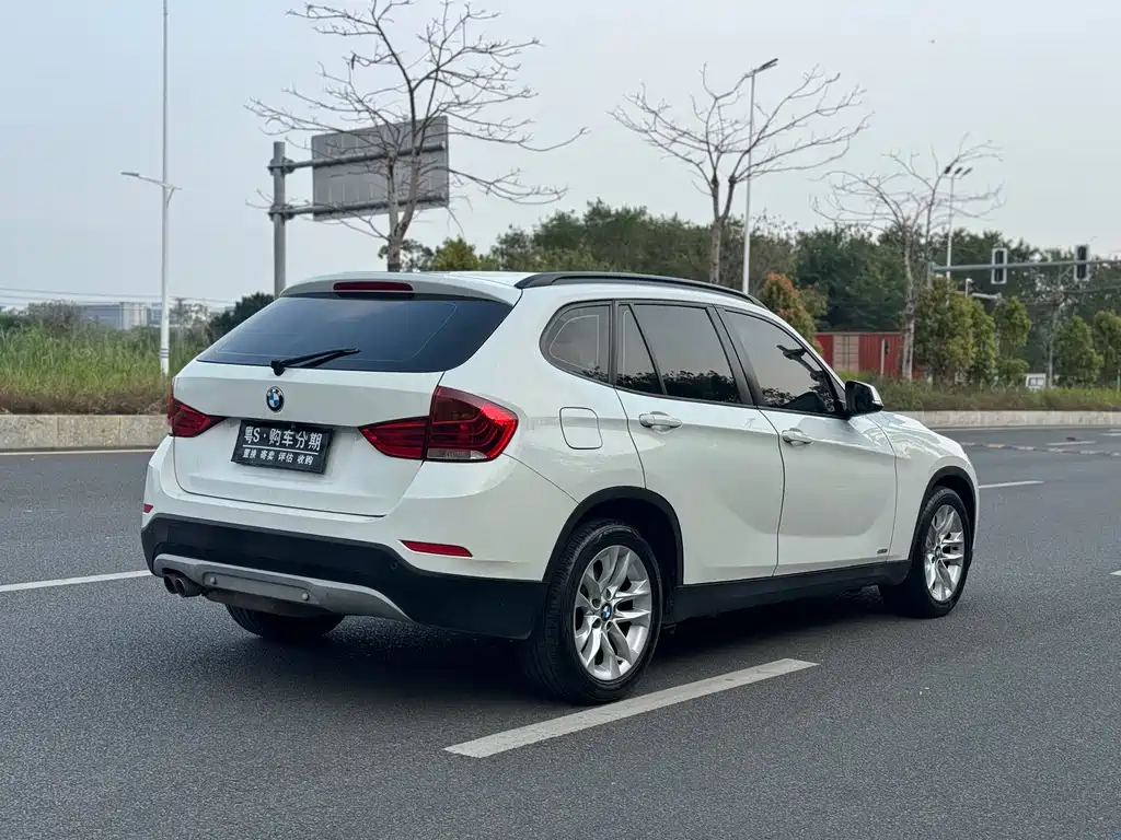 BMW X1 2016 — фото 23