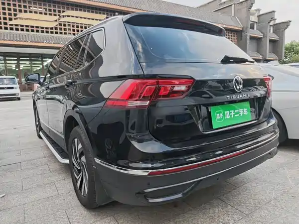 Volkswagen Tiguan L 2025