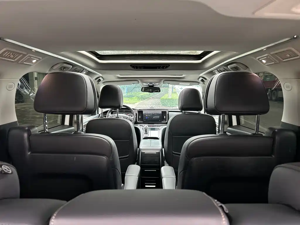 GAC Motor Trumpchi M8 2021 — фото 18