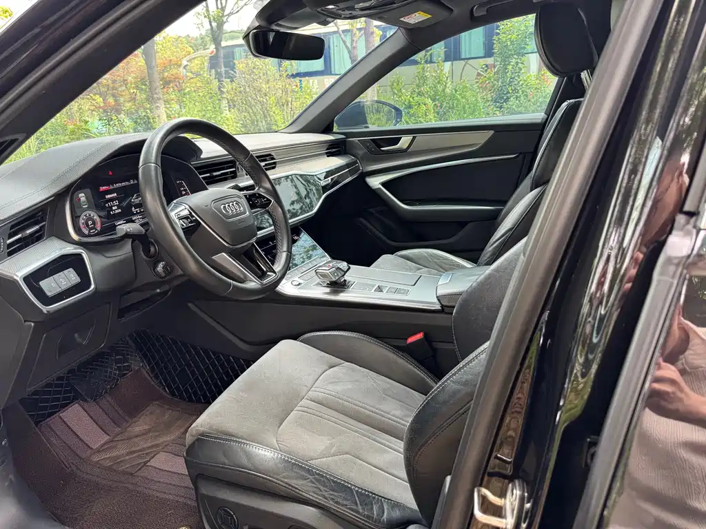 Audi A6L 2021