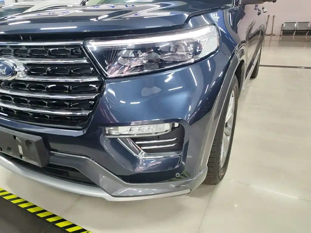 Ford Explorer 2021 — фото 24