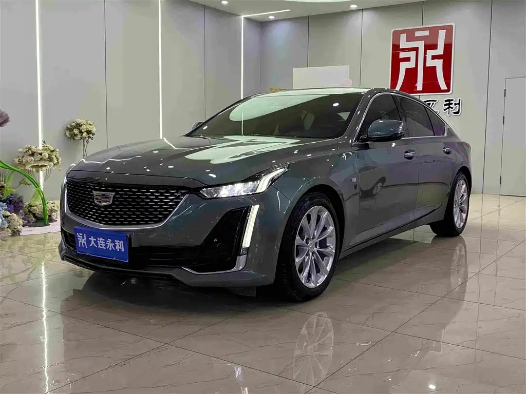 Cadillac CT5 2022 — фото 1