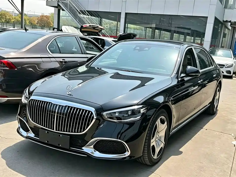 Mercedes-Benz Maybach S-Class 2024